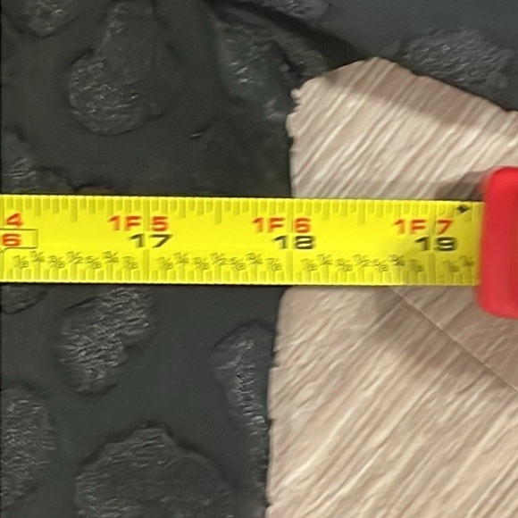 Express Women Tunic XS Black Semi Sheer Animal Print Monochrome Contemporary - Picture 14 of 16